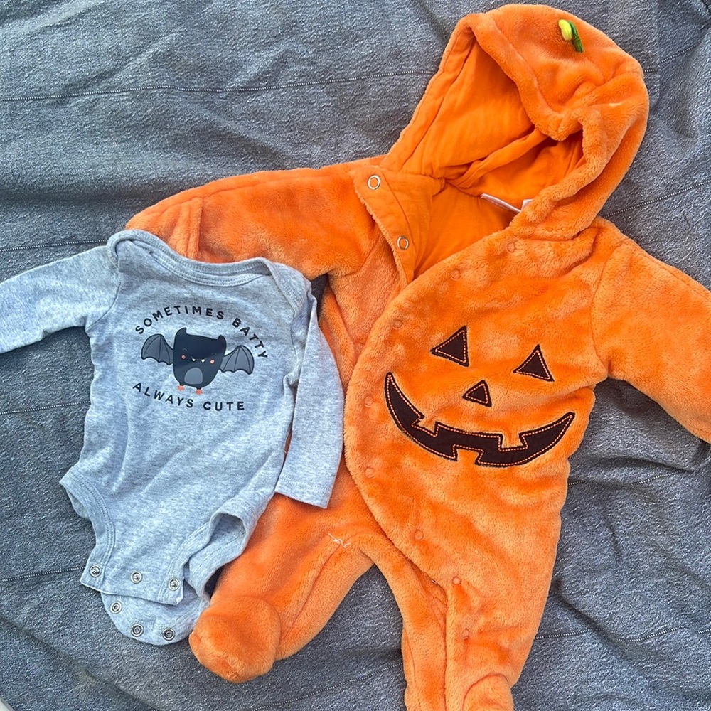 Newborn Halloween outfit/costume